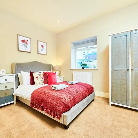 The Stylish Penthouse Of - Sleeps 7 Lejlighed