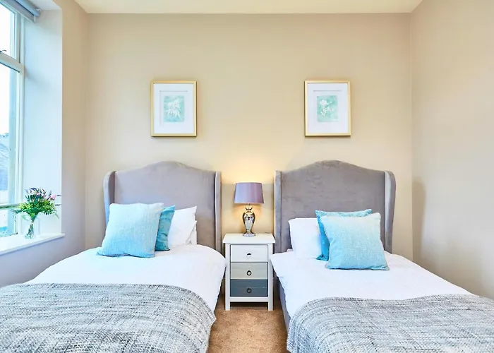 The Stylish Penthouse Of - Sleeps 7 Harrogate