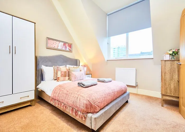 The Stylish Penthouse Of - Sleeps 7 Harrogate