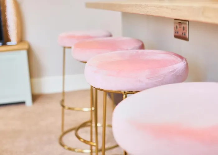 The Stylish Penthouse Of - Sleeps 7 Apartamento *